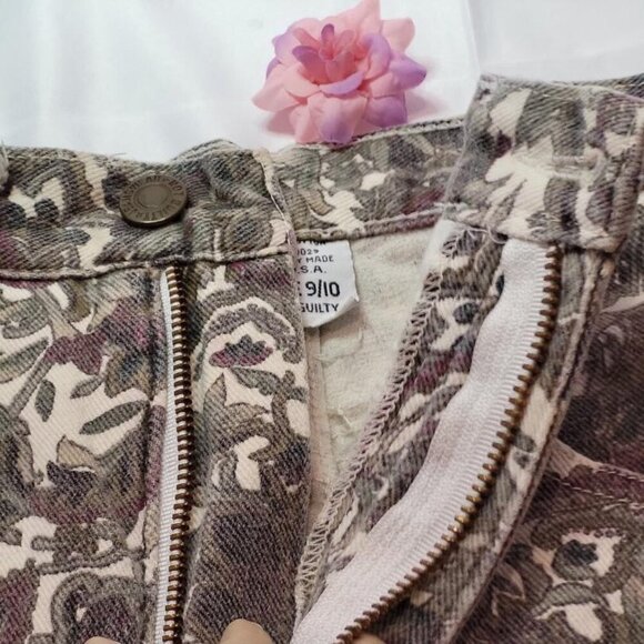 Not Guilty. Women's Multicolored Jeans, Size 9?10. Not Worn - Picture 6 of 10